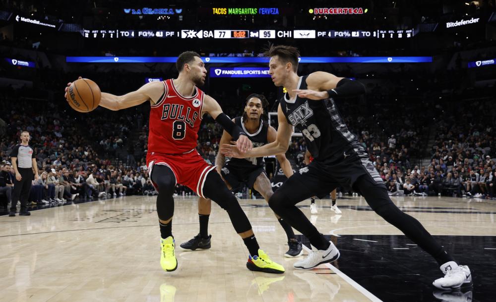 表现上实现 表现上实现