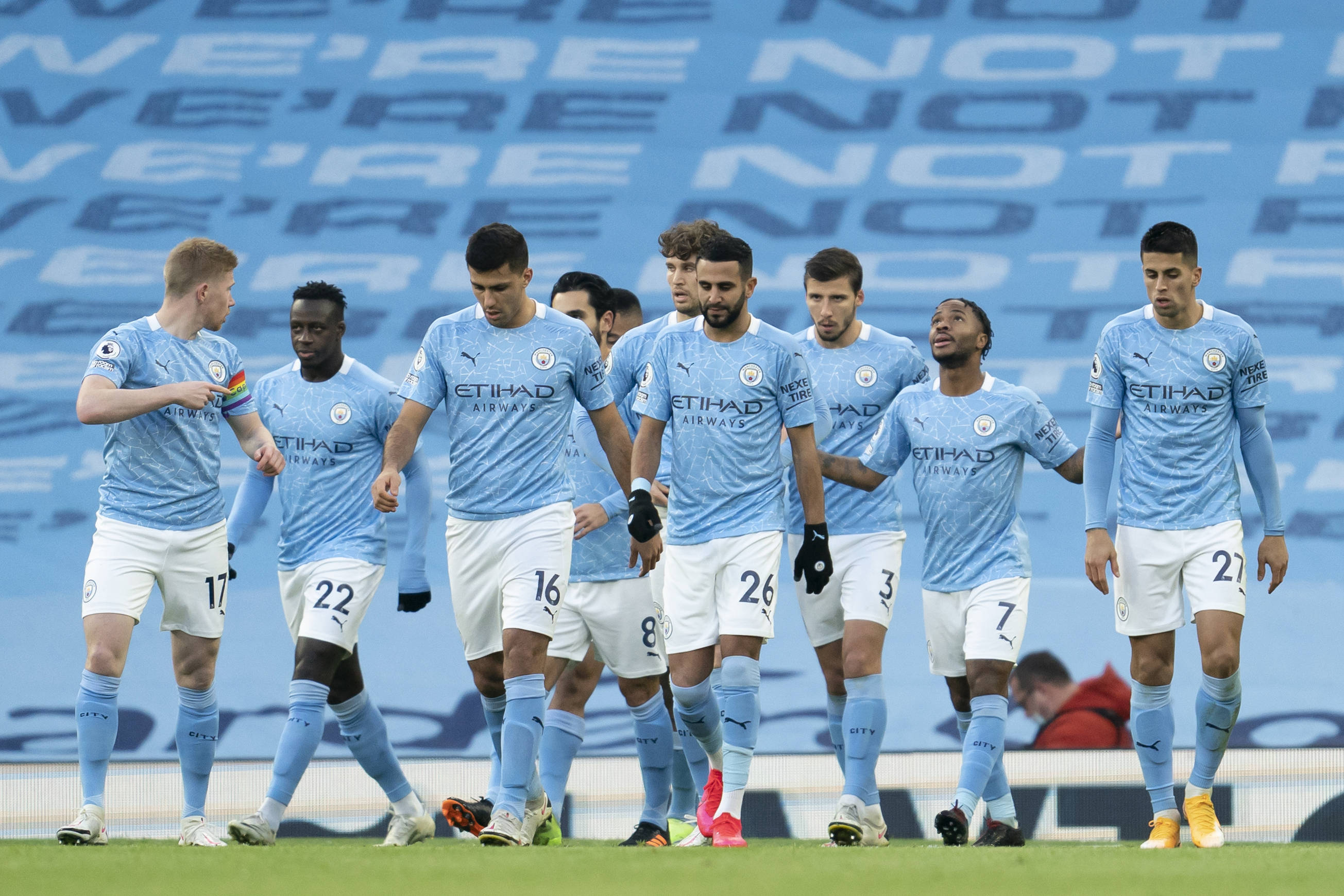 否真的让湖 否真的让湖